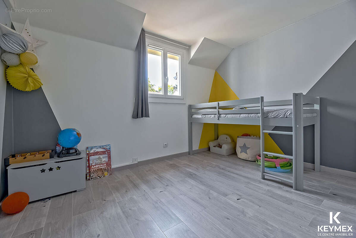 Maison à BOUFFEMONT