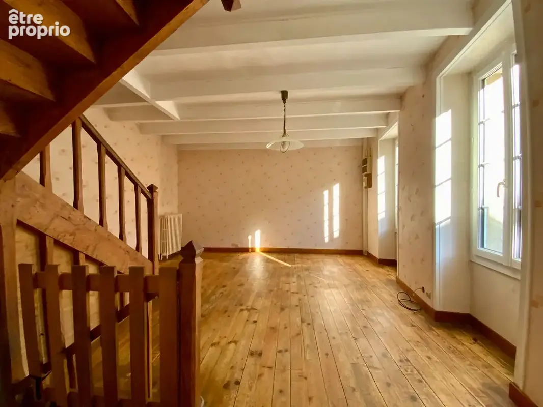 Maison dans Jonzac avec garage et jardin - photo 4