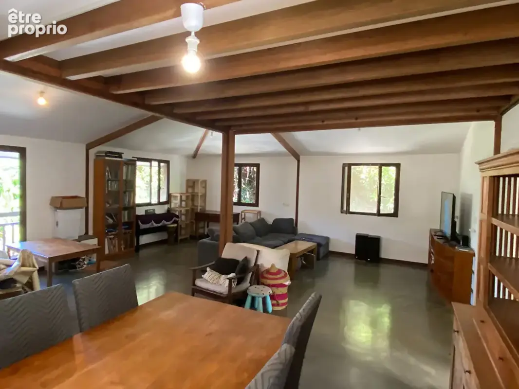 Maison 9 pièces 231 m² à vendre à La Possession (97419) - photo 2