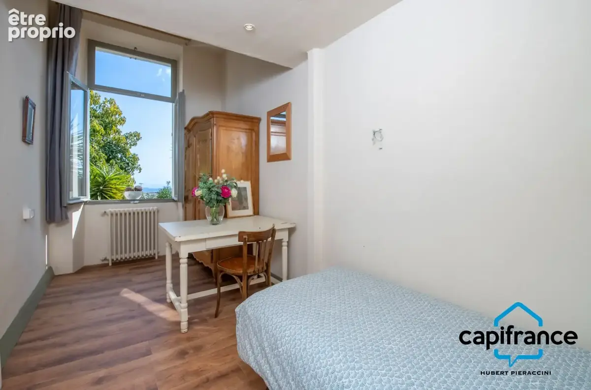 06. Grasse. Appartement Bourgeois de 180m² (150m² loi carrez) vue Mer, très calme, Jardin de 200m², 2 places de parkings, plusie - photo 12