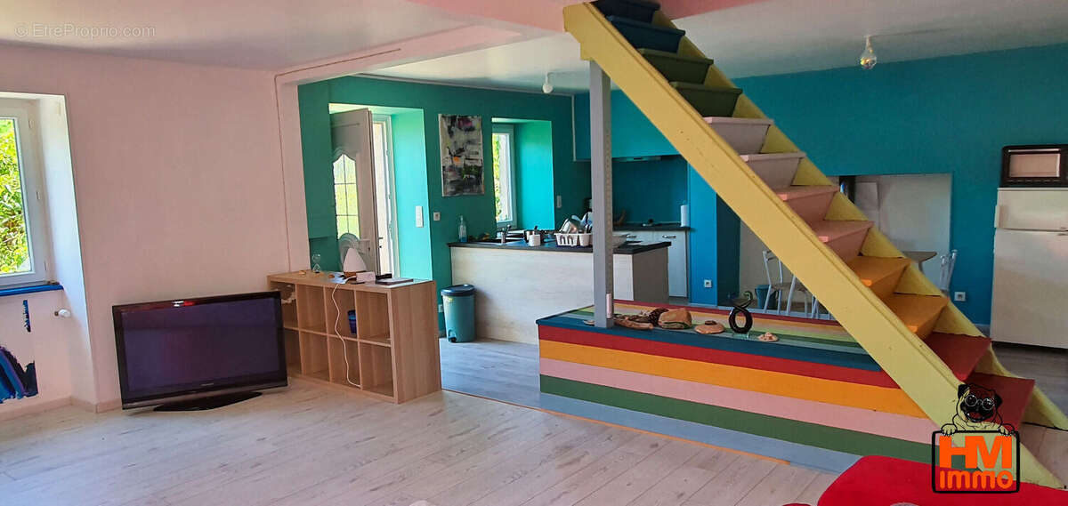 Maison à JUMILHAC-LE-GRAND