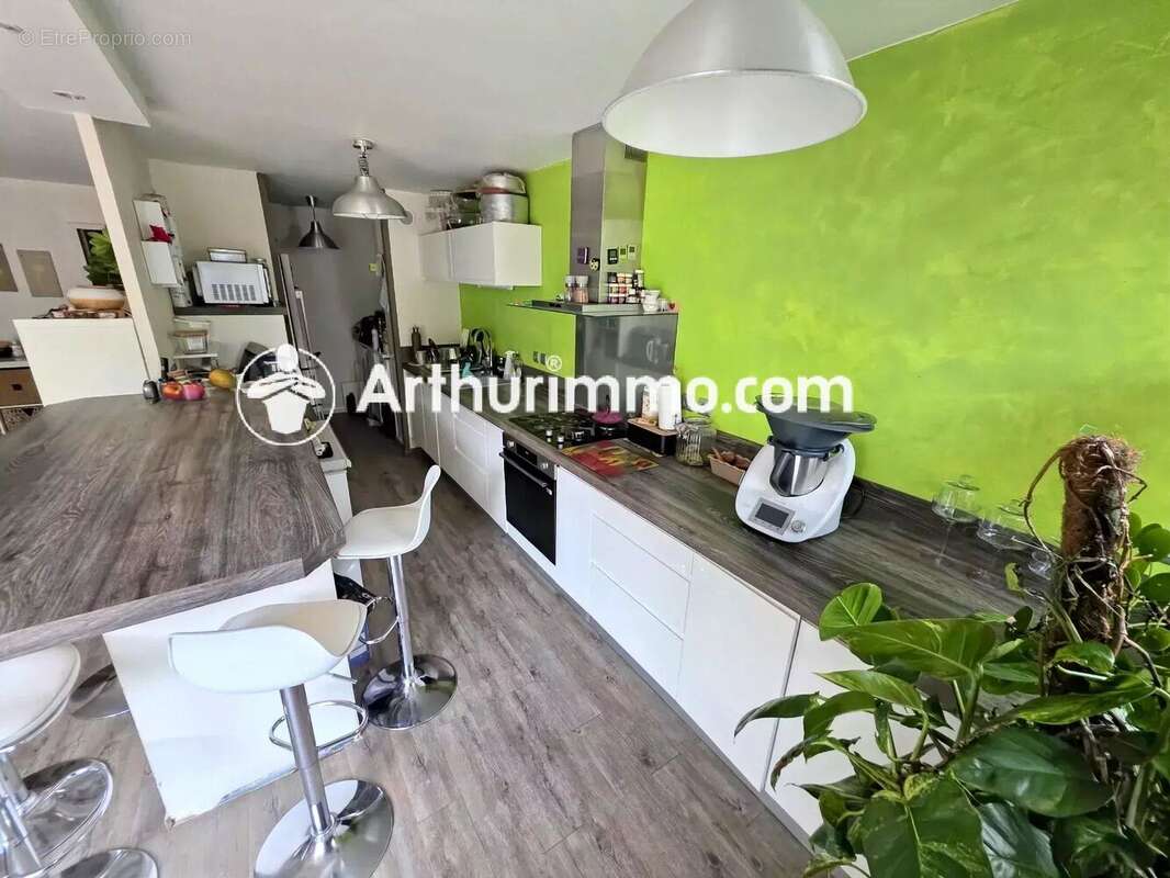 Appartement à NANDY