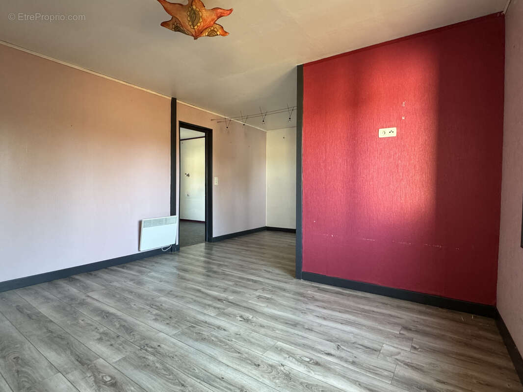 Maison à SAILLY-FLIBEAUCOURT