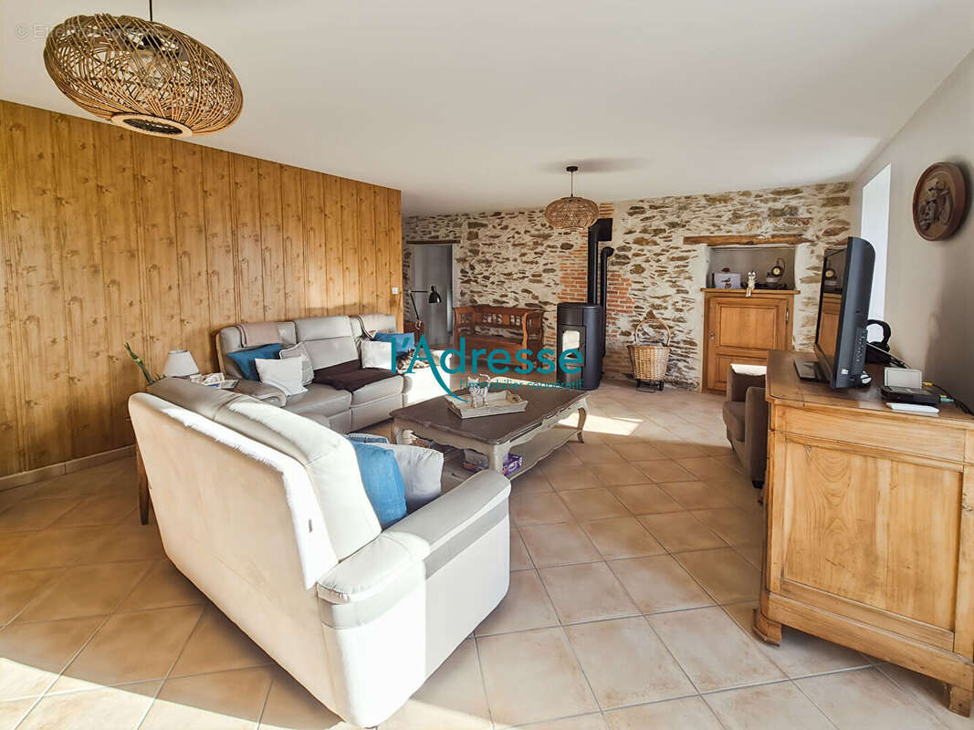 Maison à LA BOISSIERE-SUR-EVRE