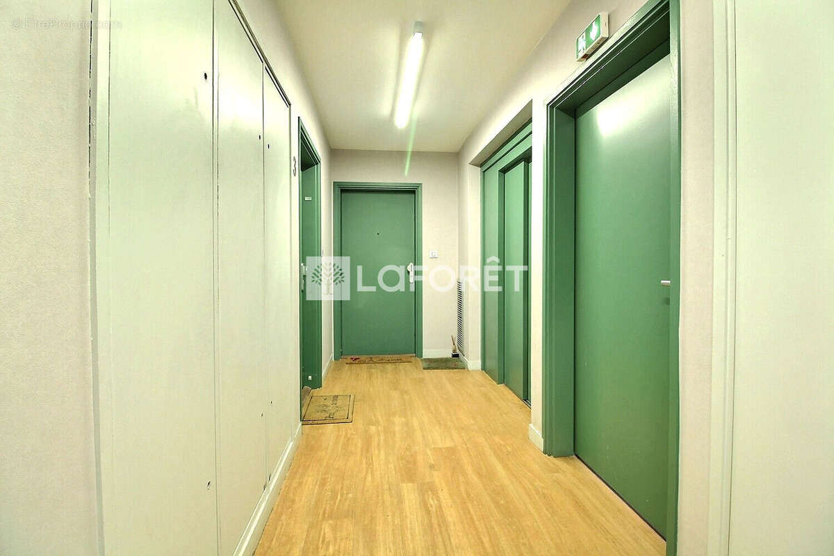Appartement à GENNEVILLIERS