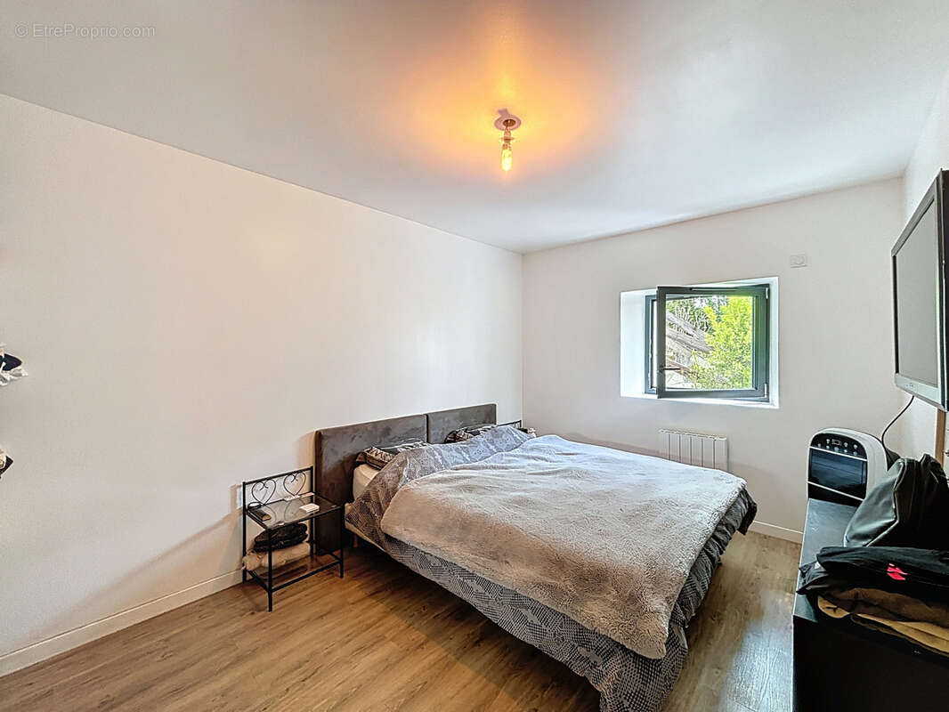 Appartement à AIX-LES-BAINS