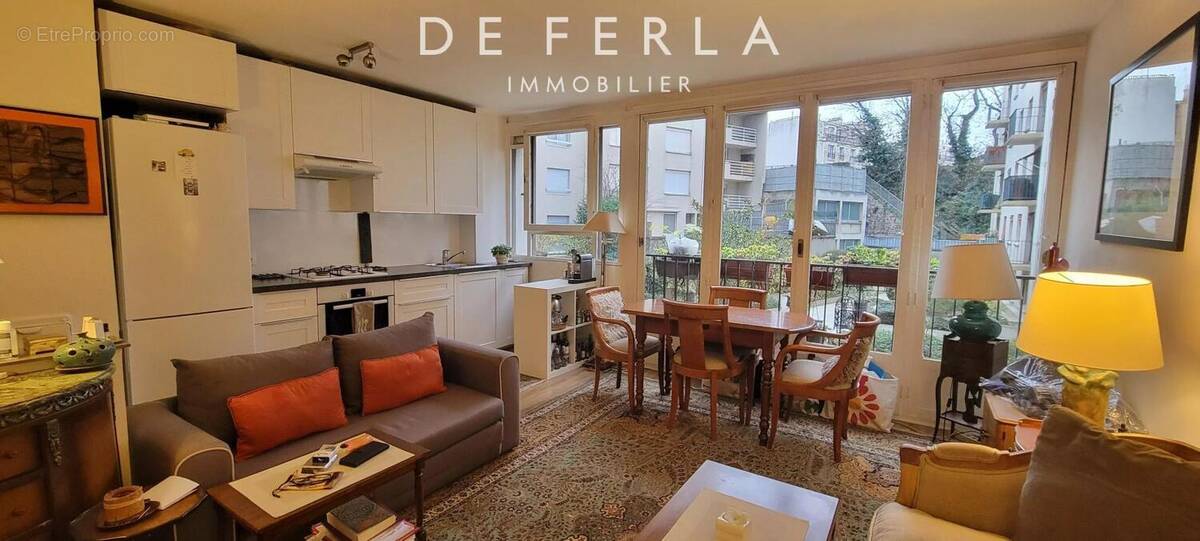 Appartement à PARIS-15E