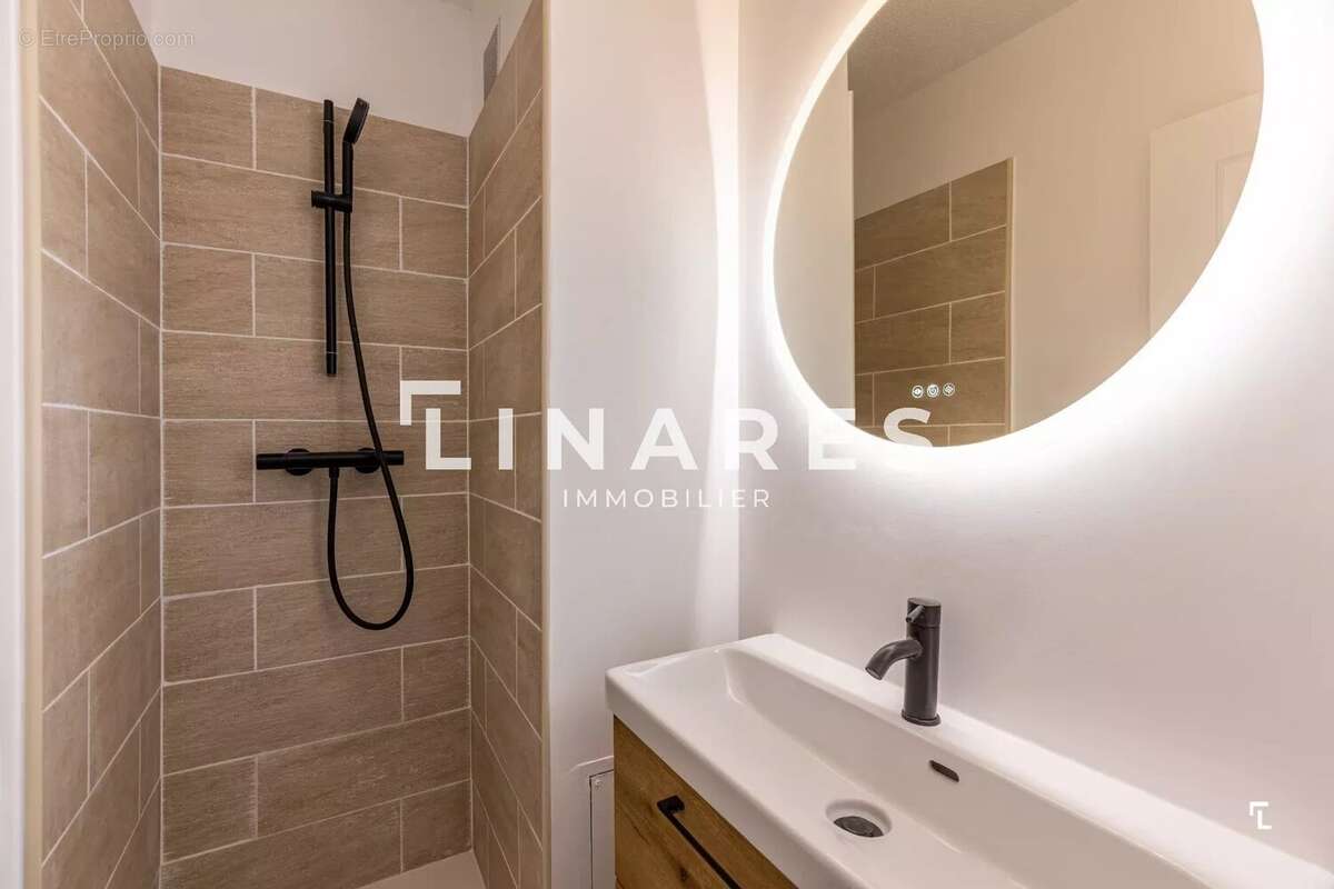 LE BRUNET - Appartement T3 de 91m2 - Terrasse - Parking - Cave - 13100 - photo 7