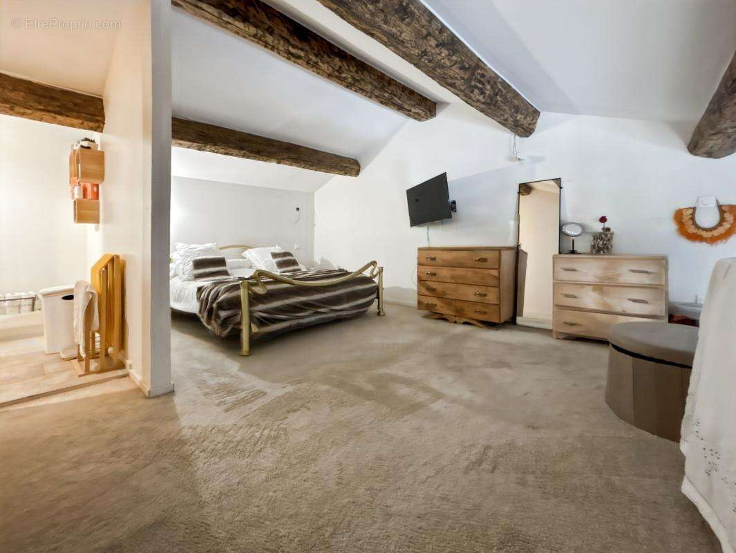Maison à QUARANTE
