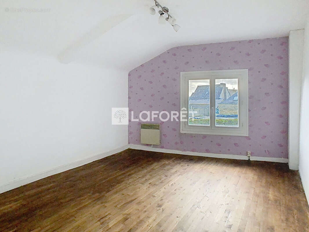 Maison à MERDRIGNAC