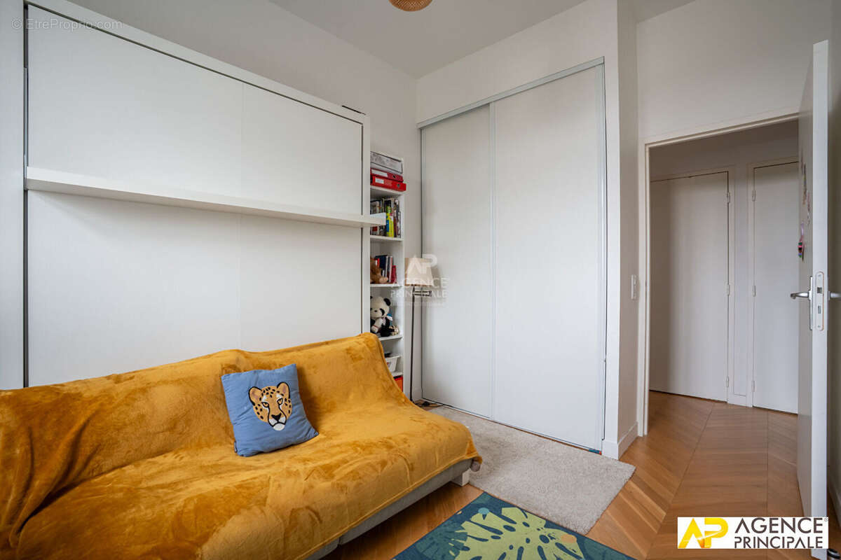 Appartement à MAISONS-LAFFITTE