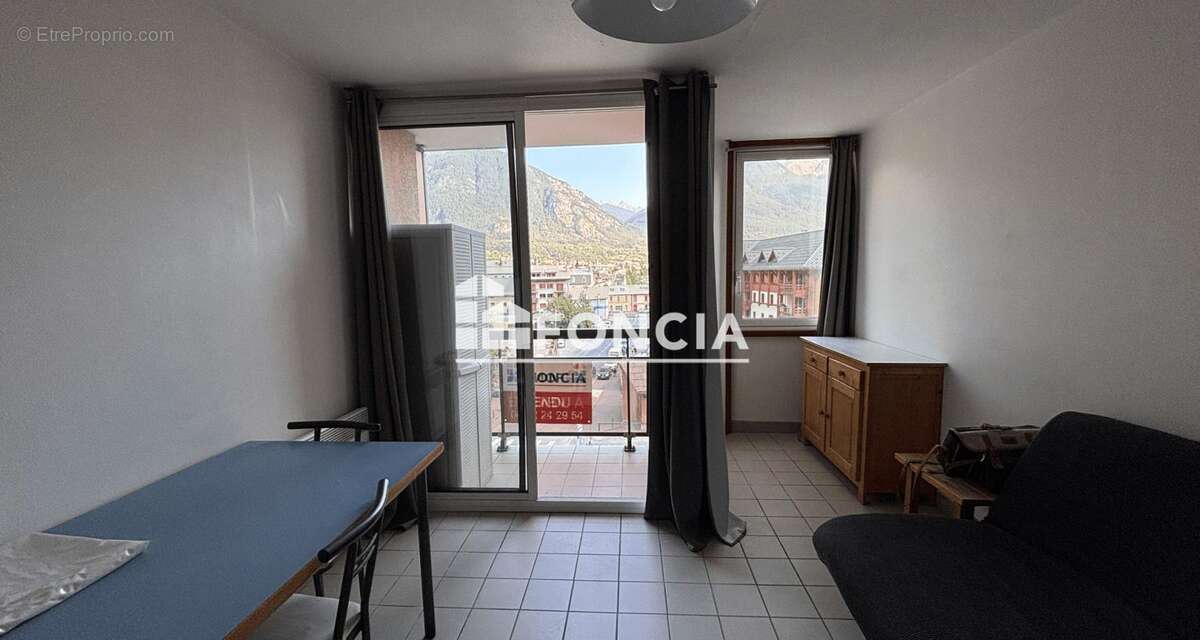 Briançon pied de piste studio balcon - photo 5