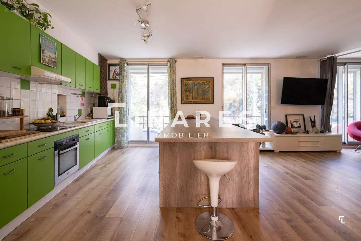 Appartement à MARSEILLE-11E