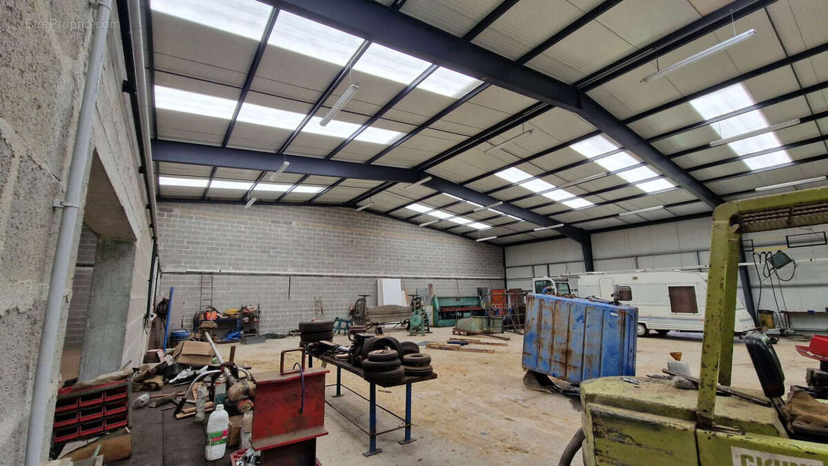 Commerce à RIEC-SUR-BELON