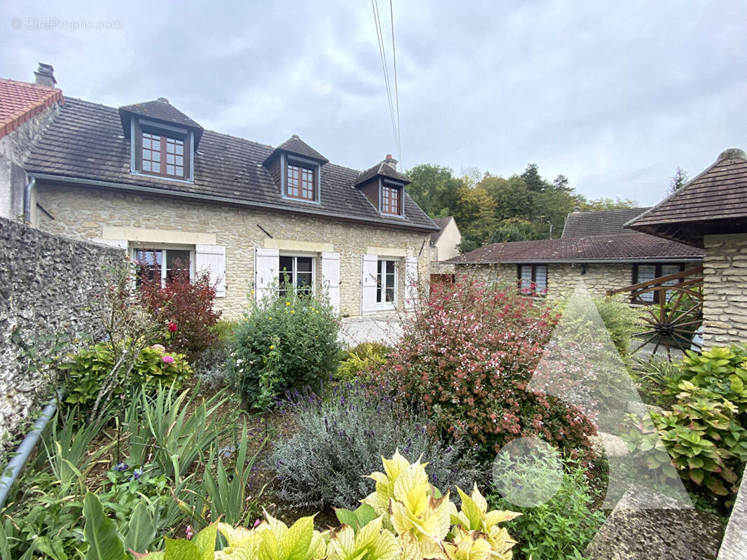 Maison à CREPY-EN-VALOIS