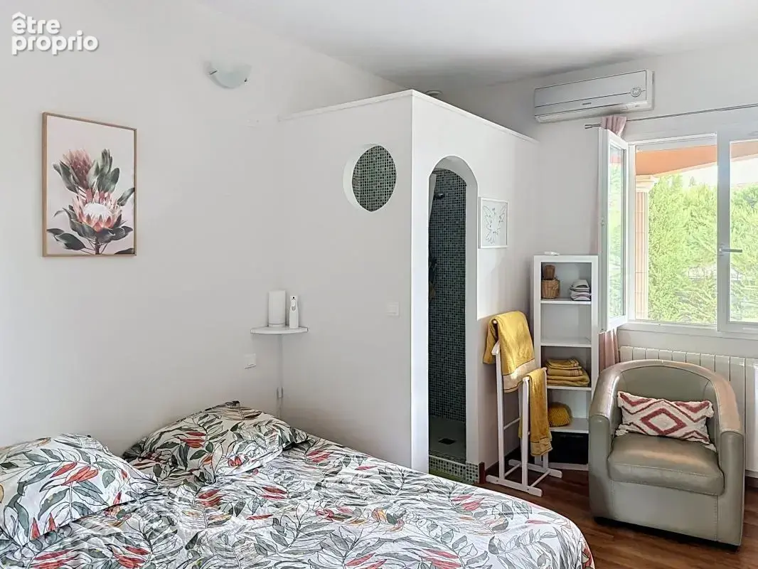 Maison 6 pièces 205 m² à vendre à Montfrin (30490) - photo 8