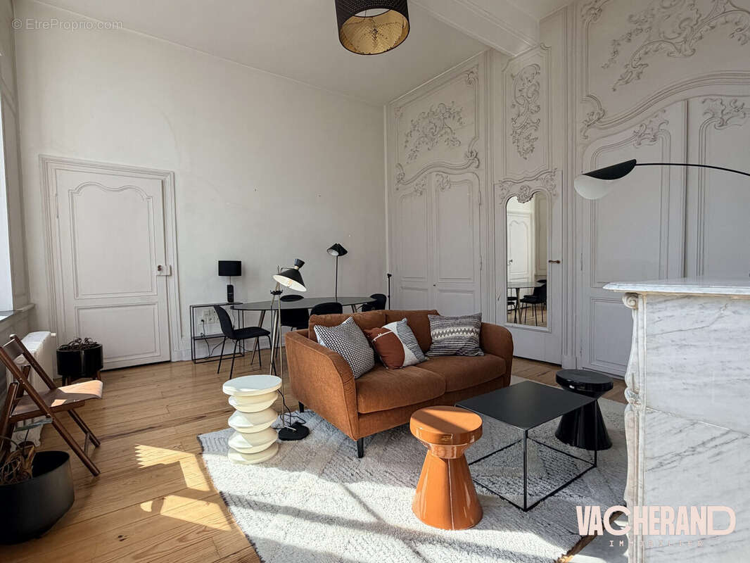 Appartement 77 m² à Lille  - photo 2