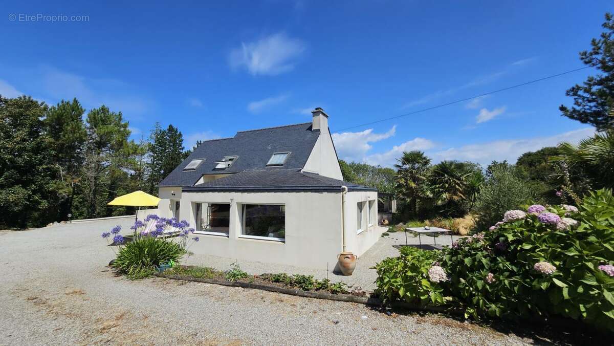 Maison à CAMARET-SUR-MER