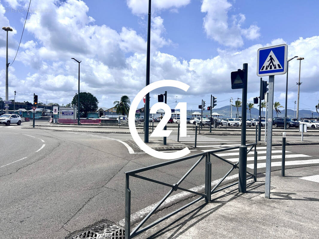 Autre à FORT-DE-FRANCE