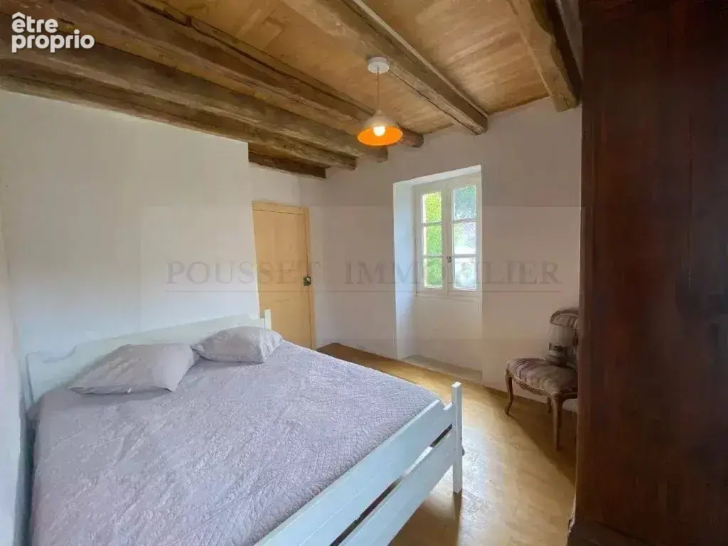 Exceptionnelle propriete en pierre de caractere restauree avec  dependances - photo 13