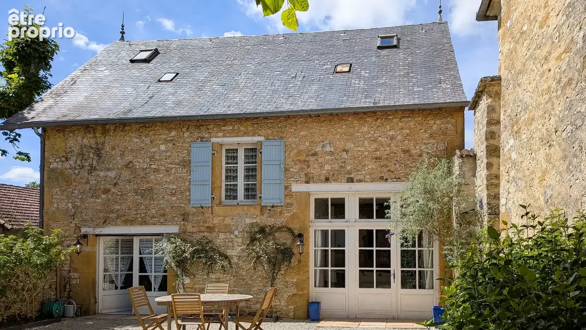 Maison à GOURDON