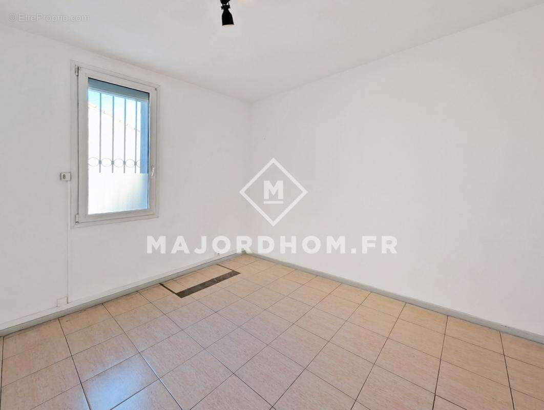 Appartement à MARSEILLE-12E