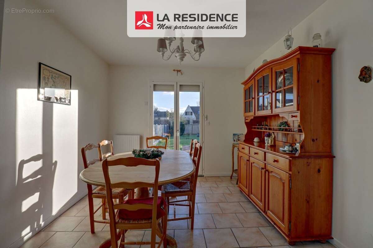 Maison à VILLIERS-SAINT-FREDERIC