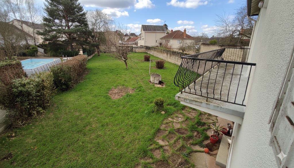 Maison à CHATELLERAULT