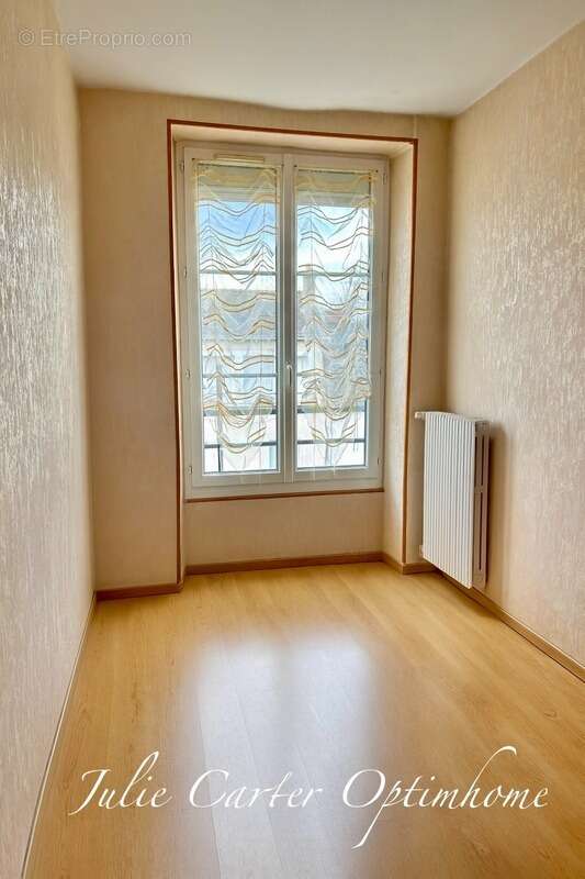 Maison à SABLE-SUR-SARTHE