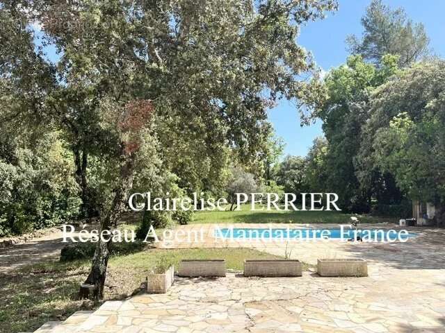 Maison contemporaine de plain-pied sur grande parcelle - photo 6