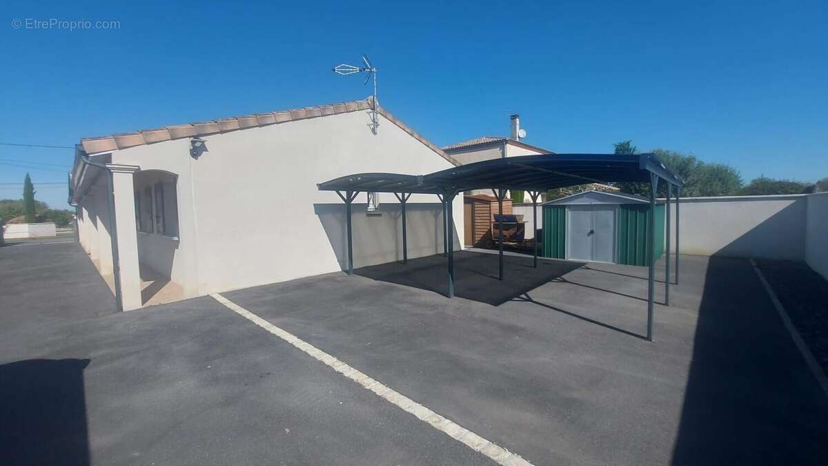 Photo 4 - Maison à LES BILLAUX