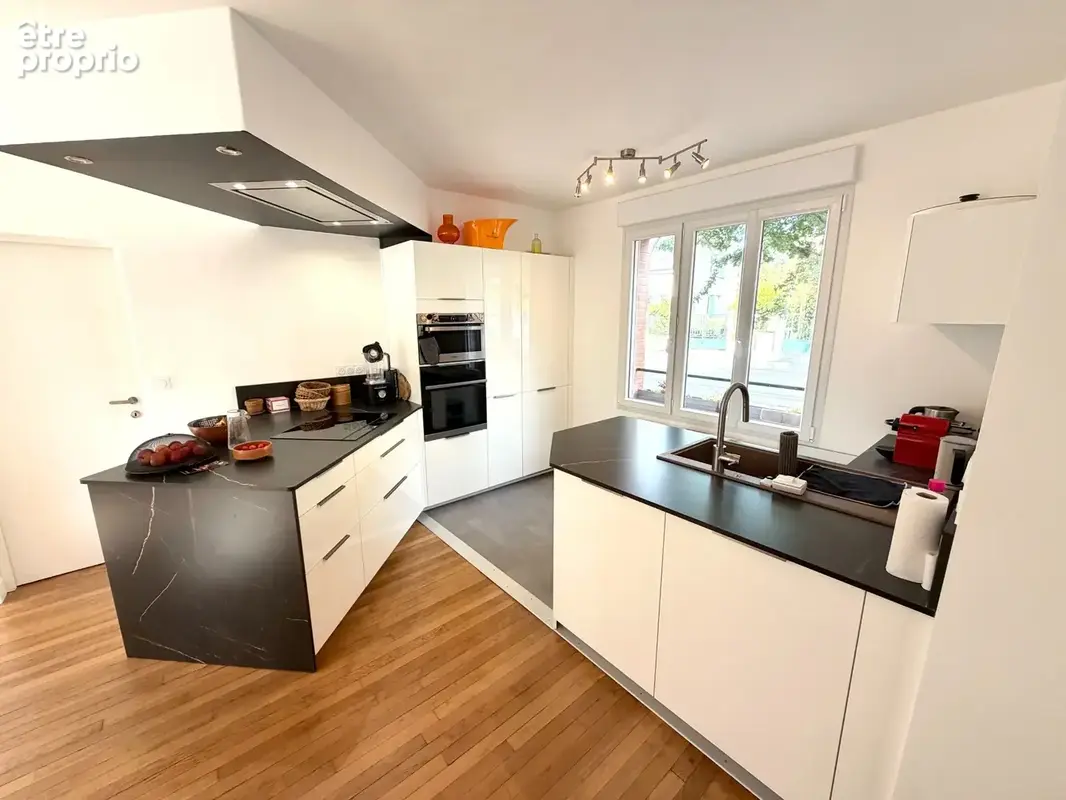 Maison à vendre 7 pièces ORLEANS (45) - photo 2