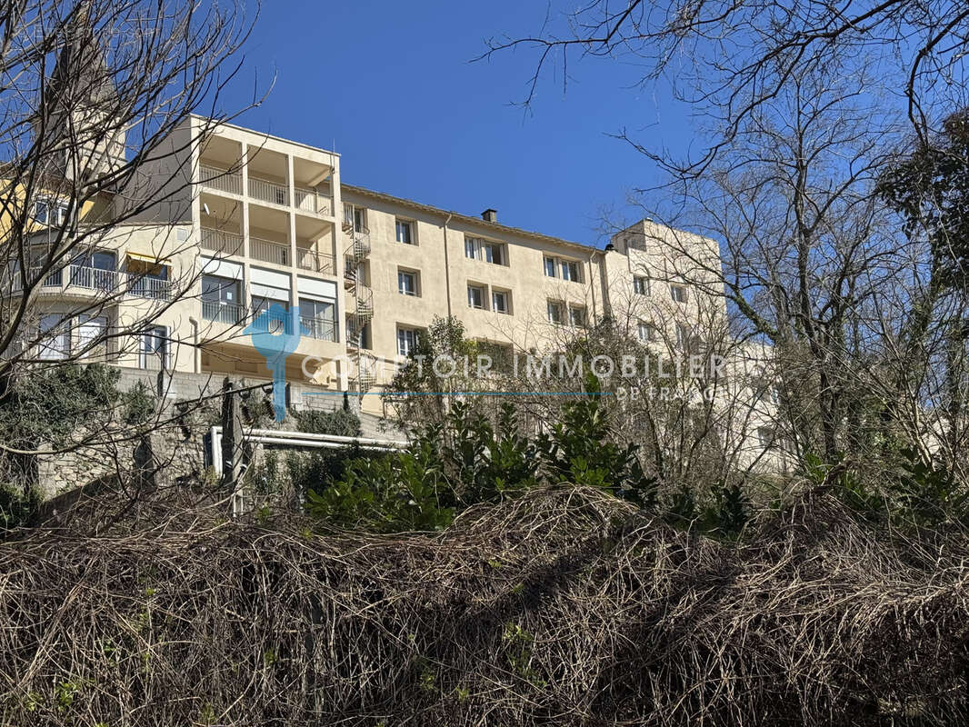 Appartement à NIMES