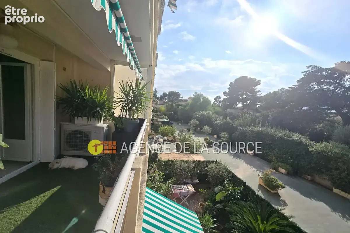 Appartement 3 pièces 58 m² à vendre à Cannes (06400) - photo 2