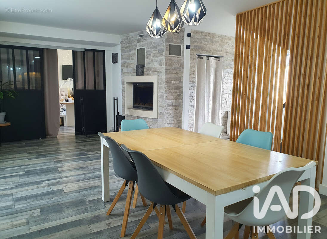 Maison 165 m² à Chasseneuil-Sur-Bonnieure  - photo 3