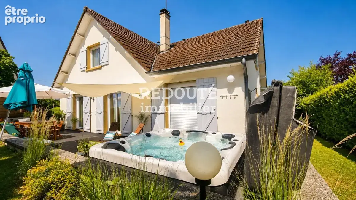 Maison à MUIZON