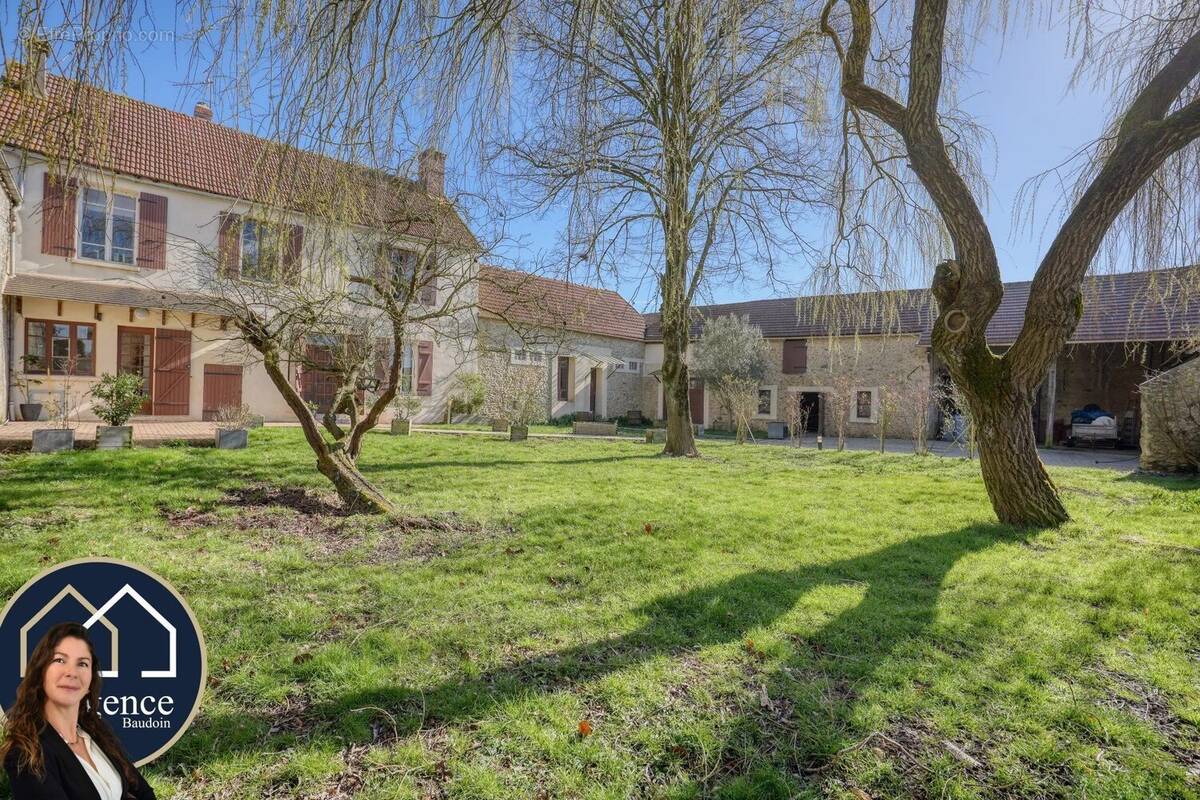 Maison à DOURDAN