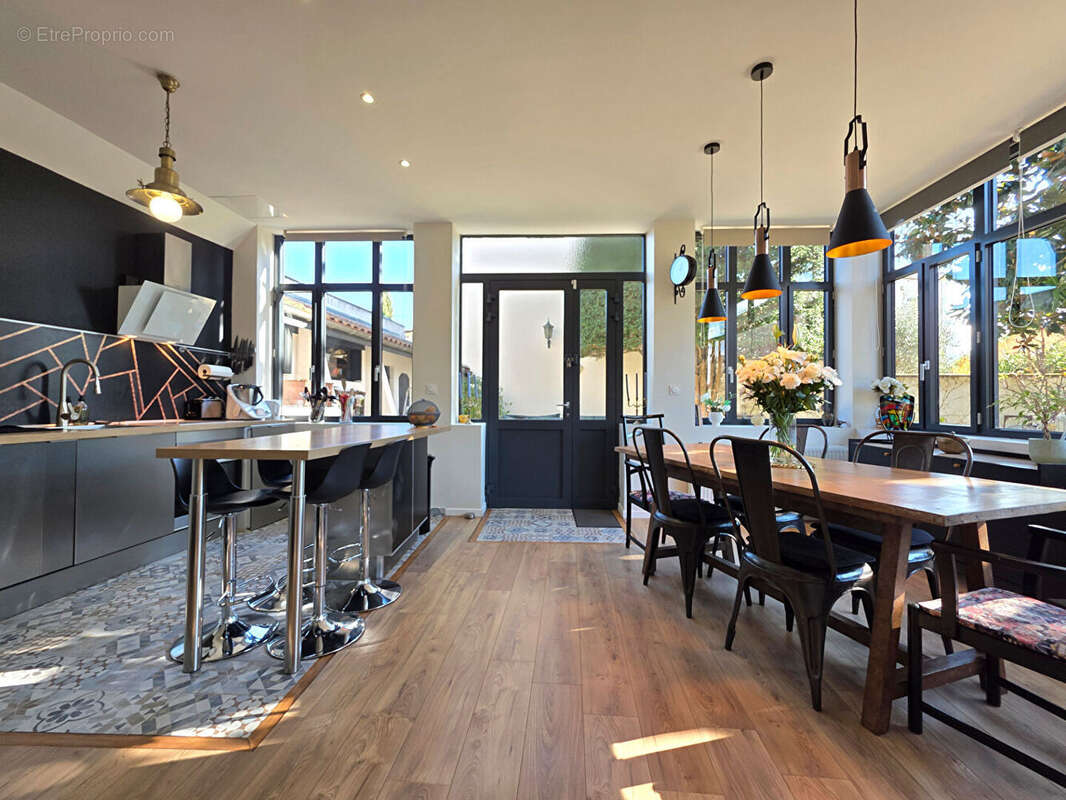 Maison à ROMANS-SUR-ISERE