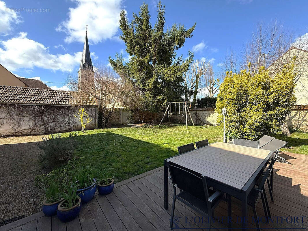 Maison à MONTFORT-L'AMAURY