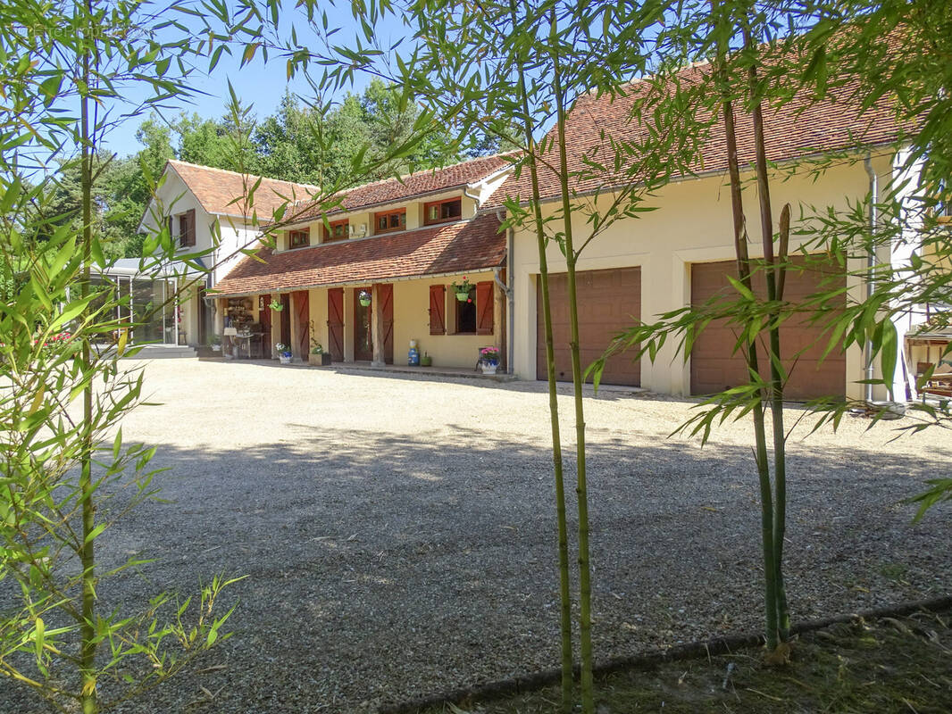 Maison à CHATRES-SUR-CHER