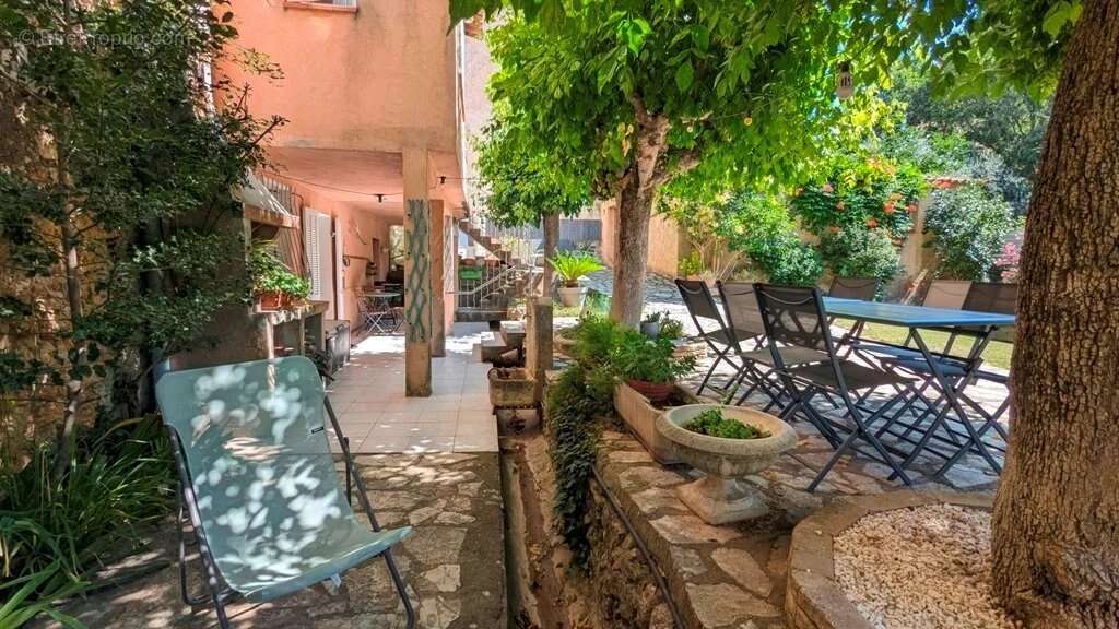 Maison à MONTFORT-SUR-ARGENS