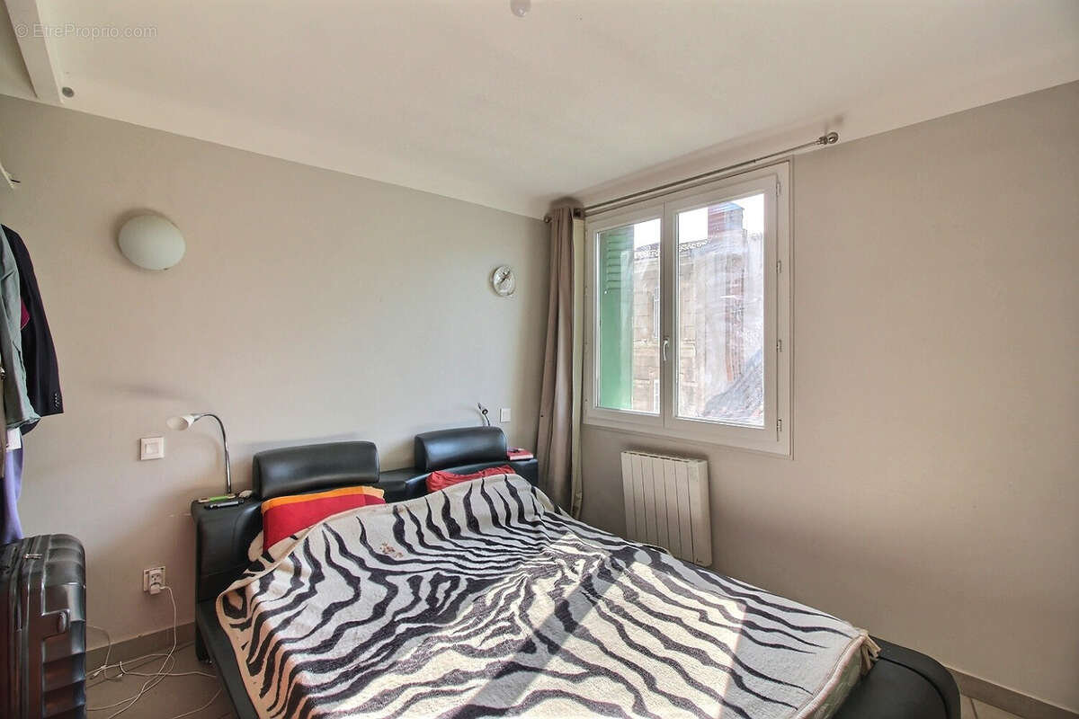 Appartement à MARSEILLE-3E
