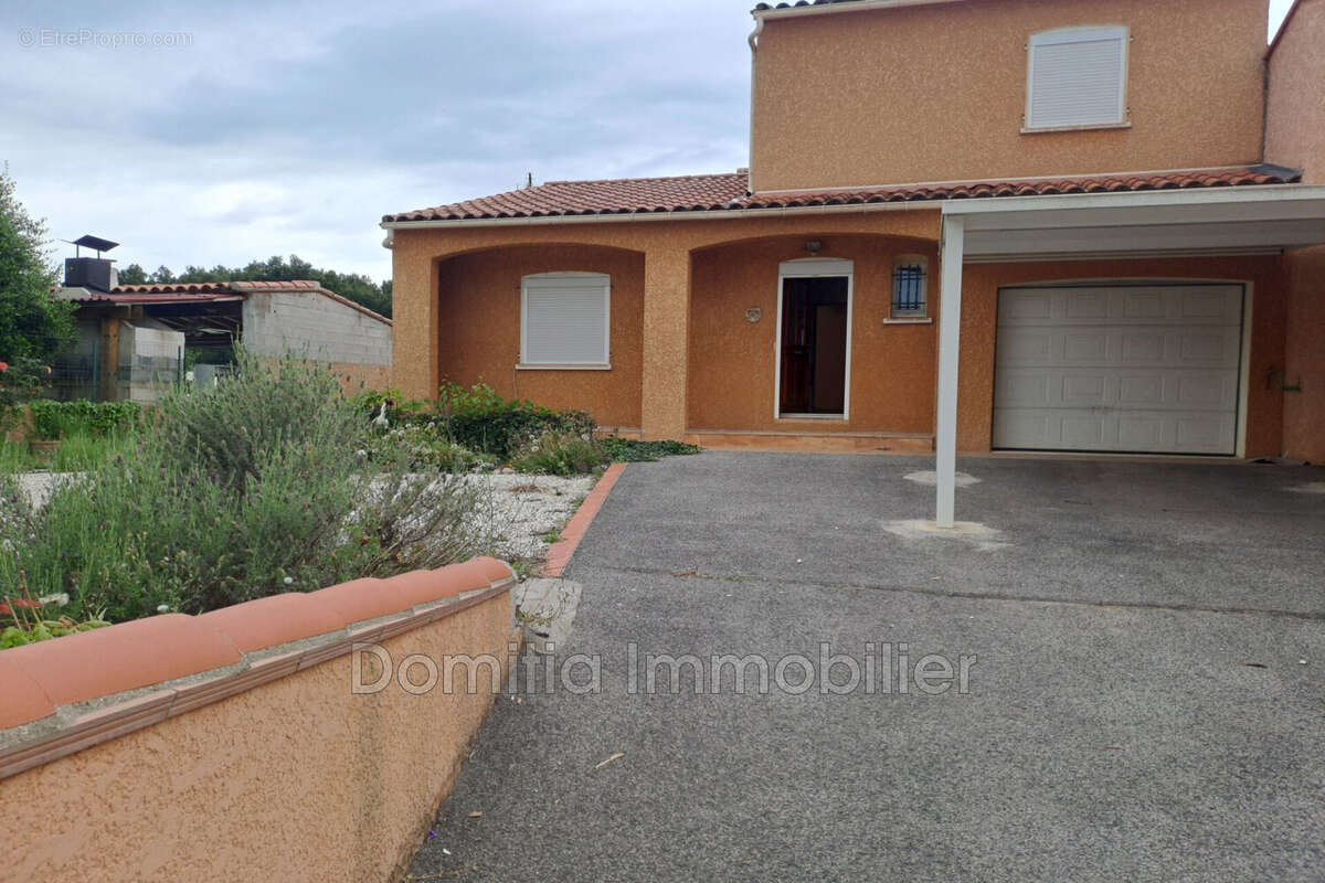 Maison 113 m² à Le Boulou  - photo 2