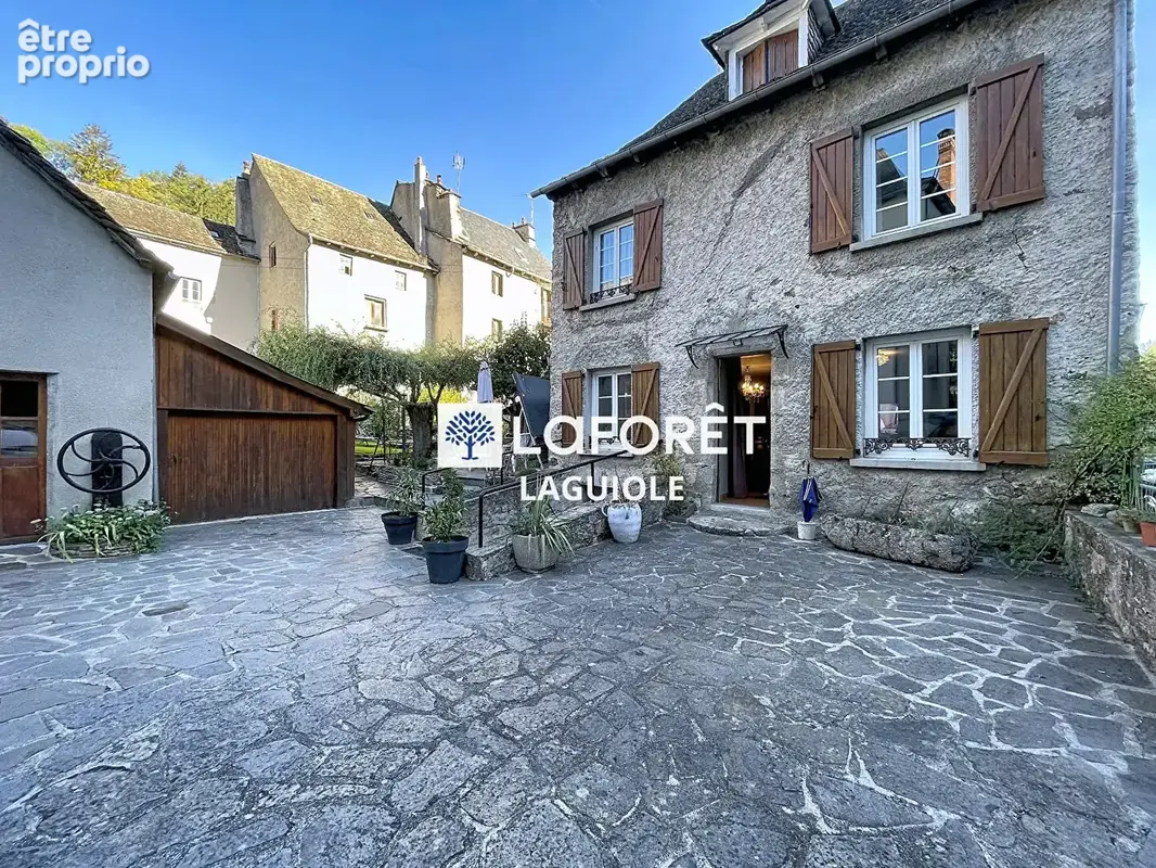 Photo Maison à Chaudes-Aigues au prix de 280 000€