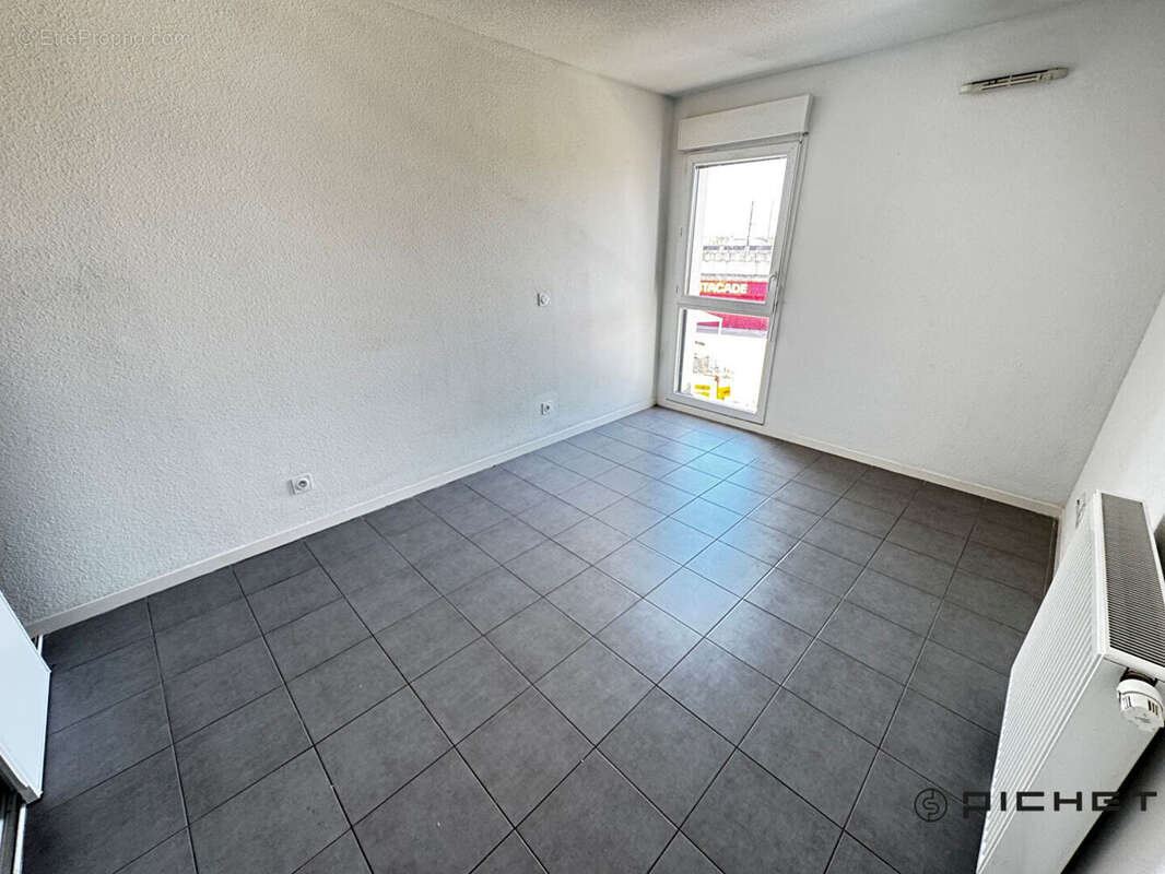Appartement Cenon 3 pièce(s) 61 m2 - photo 5