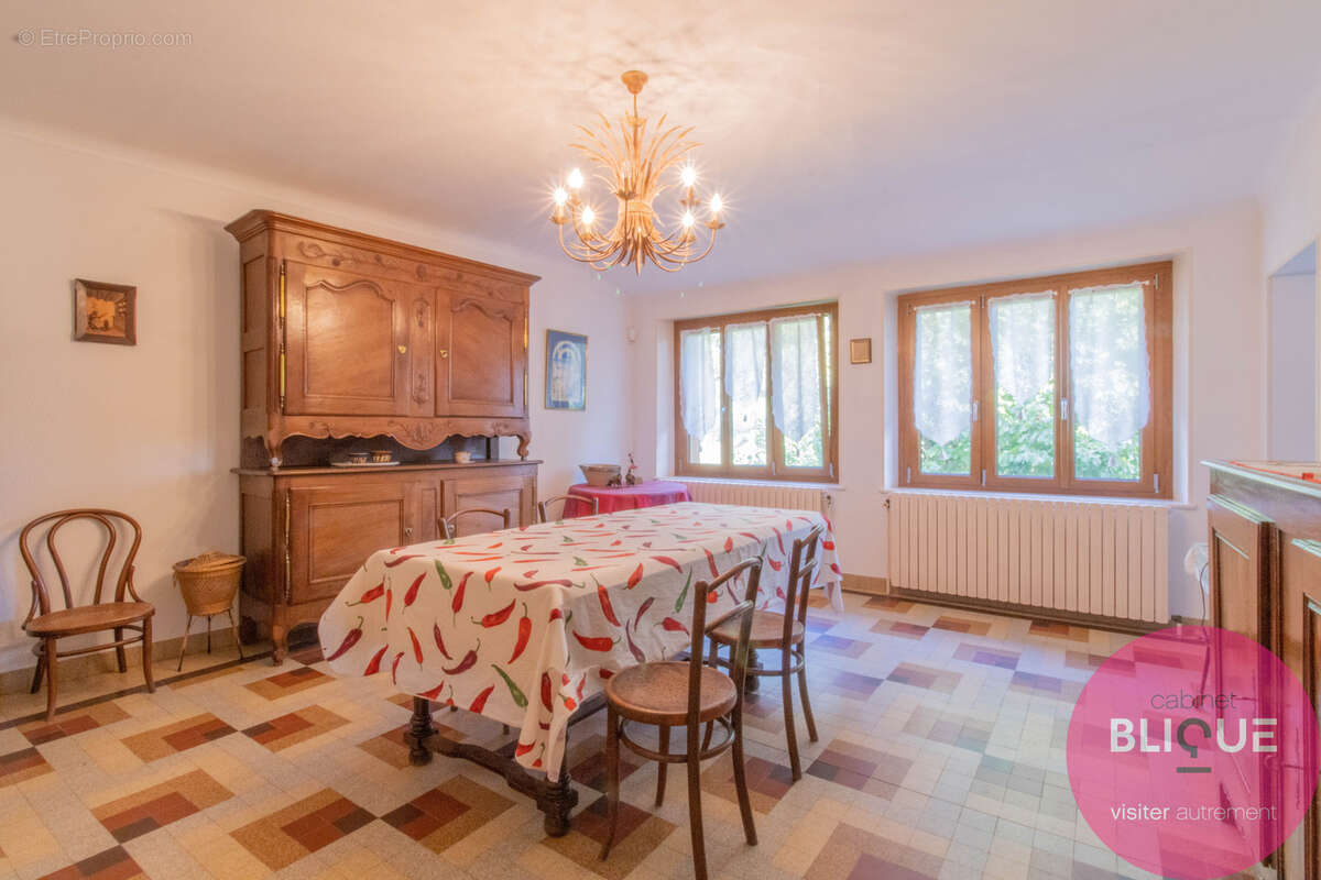 Maison à AFFRACOURT