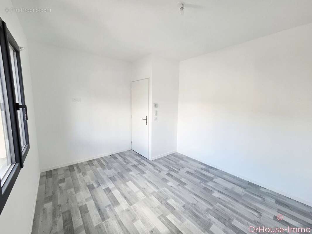 Maison à SAINT-CHINIAN