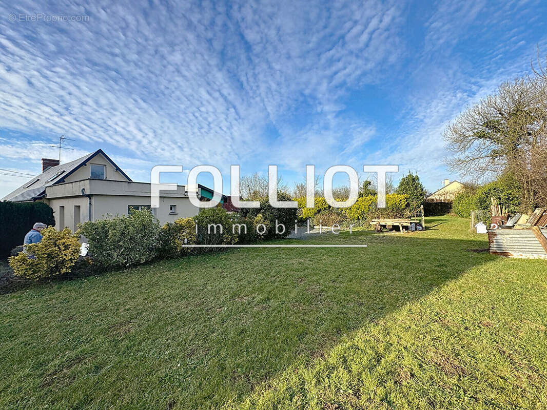 Maison à GOUVILLE-SUR-MER