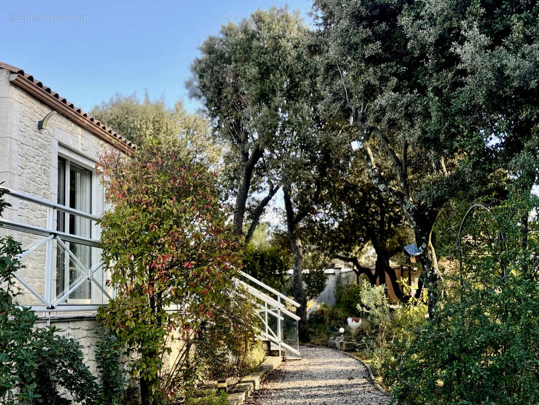 Maison à NIMES