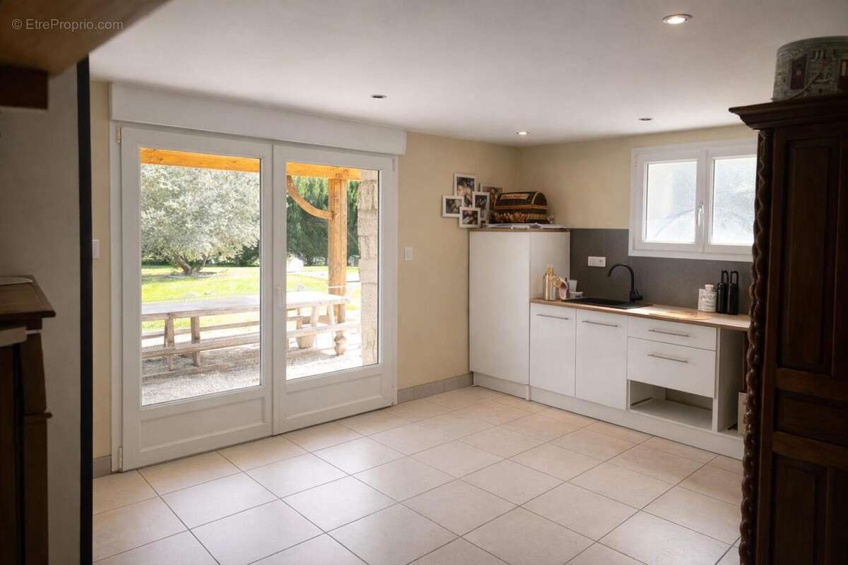 Photo 4 - Maison à SAINTE-COLOMBE-EN-BRUILHOIS